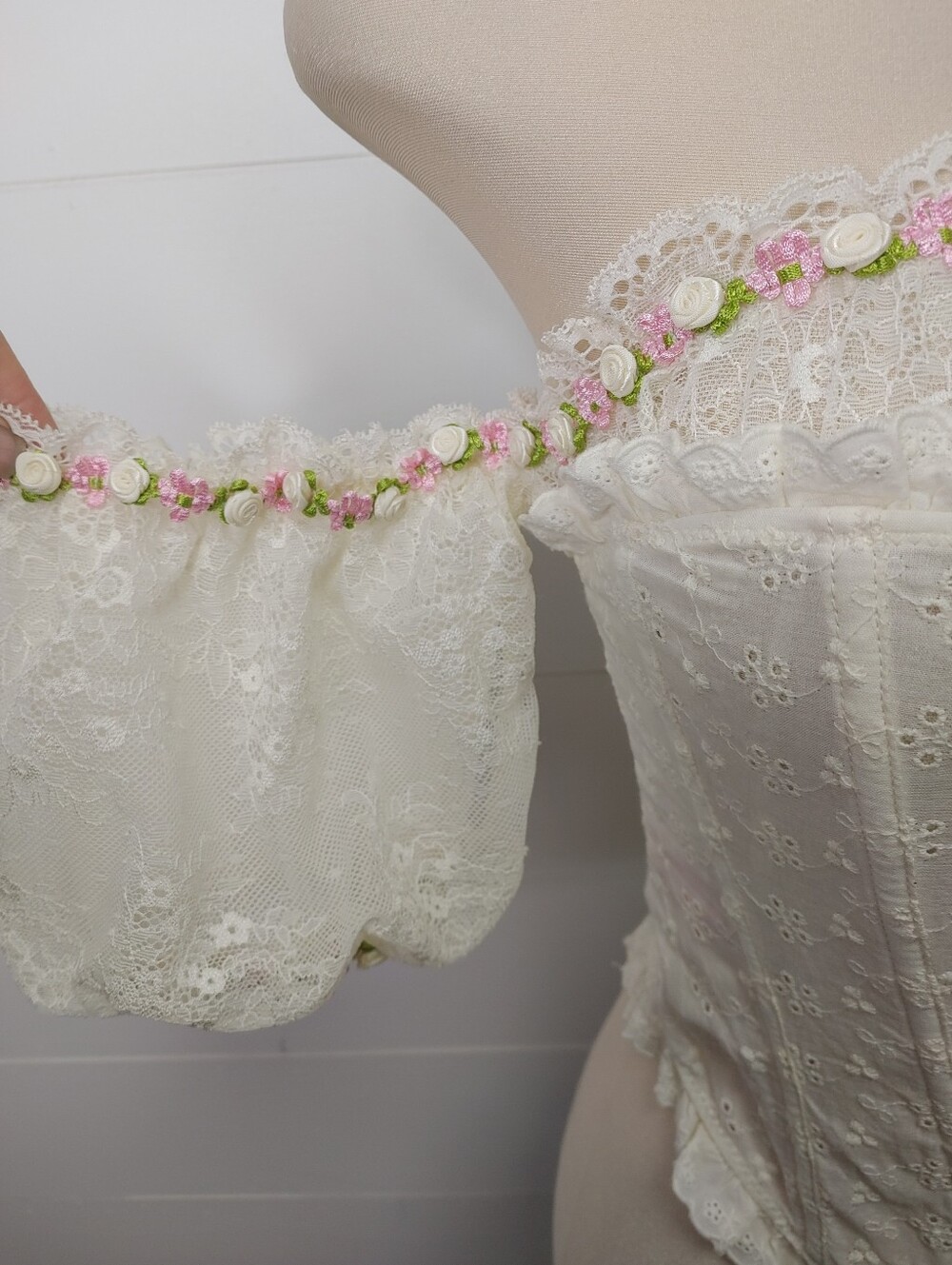 Dolls Kill Sugar Thrillz Breathtaking Blossom Corset Top M - Picture 4 of 12